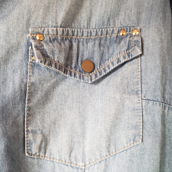 Forever 21 | Medium | Women's Denim Shirt - Picture 5 of 5